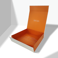 Boîte cadeau en papier magnétique portable avec poignée, logo personnalisé, emballage rigide de luxe pour vêtements et chaussures, boîte haut de gamme