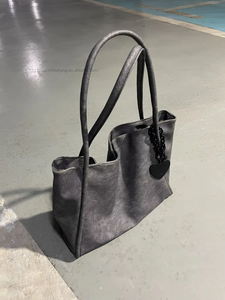 Wholesale New Heart-shaped Pendant Ladies Handbags PU Large-capacity Polyester Custom Women's Tote Bags - Product Image 6