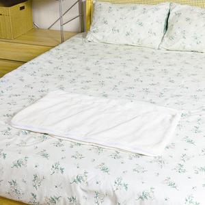 Calentador de pies eléctrico personalizado de 230V para hombres y mujeres, controlador desmontable, lavable, 10000mAh, capacidad de batería para el hogar - Product Image 1