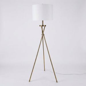 Luxury Contemporary Metal <b>Table</b> Lamp for Home Decoration Modern <b>Bedside</b> Light Artistic Iron Accent Decorative Piece - Product Image 5