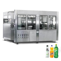Gazlı içecek içecek yapma makinesi PET şişe dolum üretim hattı/Soda su şişeleme makinesi