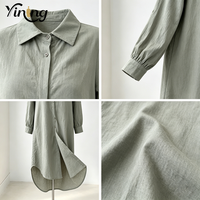 Kemeja Panjang Wanita Pabrik OEM Warna Solid Katun Linen Cardigan Lengan Panjang Kancing Longgar Pelindung Sinar Matahari Atasan Wanita Remaja Kemeja Kasual