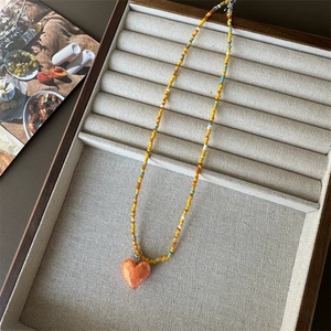 Collar de Cuentas Coloridas para Mujer, Joyería de Verano, Gargantilla con Colgante de Corazón Facetado en Color Caramelo, Regalo de Cumpleaños para Chicas - Product Image 4