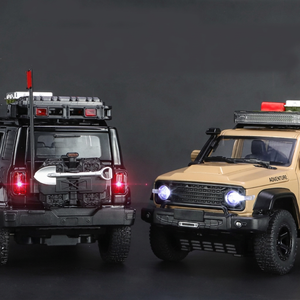 Modellino SUV Fuoristrada in <span class=keywords><strong>Scala</strong></span> <span class=keywords><strong>1</strong></span>:<span class=keywords><strong>24</strong></span> in Lega Pressofusa con Effetti Sonori e Luminosi, Funzione Pull-Back e Porte Apribili, Auto Giocattolo da Regalo - Product Image 6
