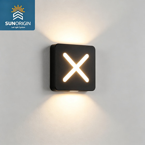 Applique Murale LED Moderne en Fer, Intensité Variable, Abat-jour Blanc pour Chambre, Salon, Couloir, Balcon - Lignes Longues et Simples, Créative, pour Chevet - Product Image 4