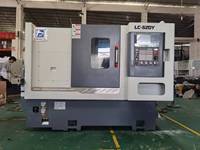 Chine Usine cnc matel tour haute précision bas prix lit incliné tour cnc