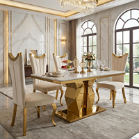 Ensemble de table à manger en marbre minimaliste de luxe léger, base géométrique en acier inoxydable plaqué or, forme rectangulaire, velours, hôtel, villa