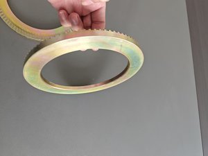 เซ็นเซอร์วัดความเร็วล้อแบบวงแหวน ABS สำหรับรถพ่วงงานหนัก คุณภาพสูง ลดล้างสต็อก ราคา<span class=keywords><strong>ครึ่ง</strong></span>หนึ่ง ของใหม่ FUWA - Product Image 3