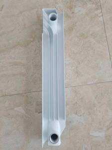 Radiatori in alluminio per riscaldamento domestico radiatori bimetallici radiatore domestico verticale in alluminio <span class=keywords><strong>a</strong></span> parete con acqua calda - Product Image 6