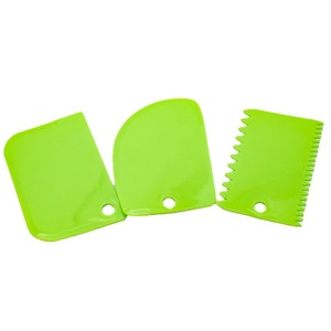 Ensemble de 3 spatules à gâteau en plastique Chef Season Show, outils de découpe de pâte en PP pour la préparation de desserts et de pâtisseries - Product Image 1