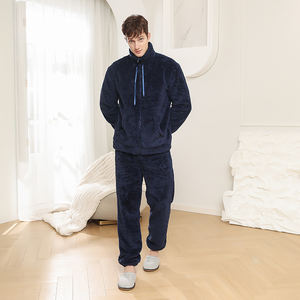 Set di <span class=keywords><strong>pigiama</strong></span> di seta blu nebbioso all'ingrosso di <span class=keywords><strong>pigiama</strong></span> da <span class=keywords><strong>uomo</strong></span> in pile per <span class=keywords><strong>uomo</strong></span> di dimensioni personalizzate - Product Image 2