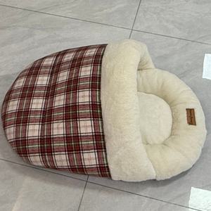 ETRIP <span class=keywords><strong>PET</strong></span> Großhandel Luxuriöses Super Niedliches Haustierbett Geeignetes Warmes Geschlossenes und Sicheres Haustierbett für den Winter - Product Image 3