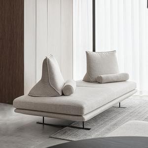 طقم أريكة قطاعية مزدوجة الجانب بأسلوب نورديك بدون مسند ظهر أو ذراعين للفنادق والشقق الصغيرة، مصنوع من القماش والإسفنج - Product Image 1