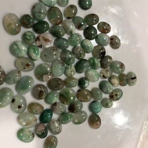 หินควอตซ์อัญมณีทรงหลังเบี้ยสีเขียวธรรมชาติหินหลวมสำหรับทำเครื่องประดับขายส่งจำนวนมาก - Product Image 6