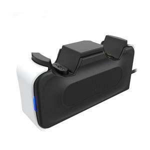 Équipement d'origine <span class=keywords><strong>HORI</strong></span> Chargeur rapide double station pour PS5 Gamepad Control Double Station d'accueil de charge - Product Image 3