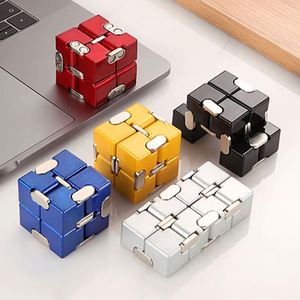 Cube Magique Anti-Stress à Retournement Infini, Jouet Sensoriel pour Enfants, Cadeau de Noël Amusant pour Enfants aux Besoins Spéciaux - Product Image 5