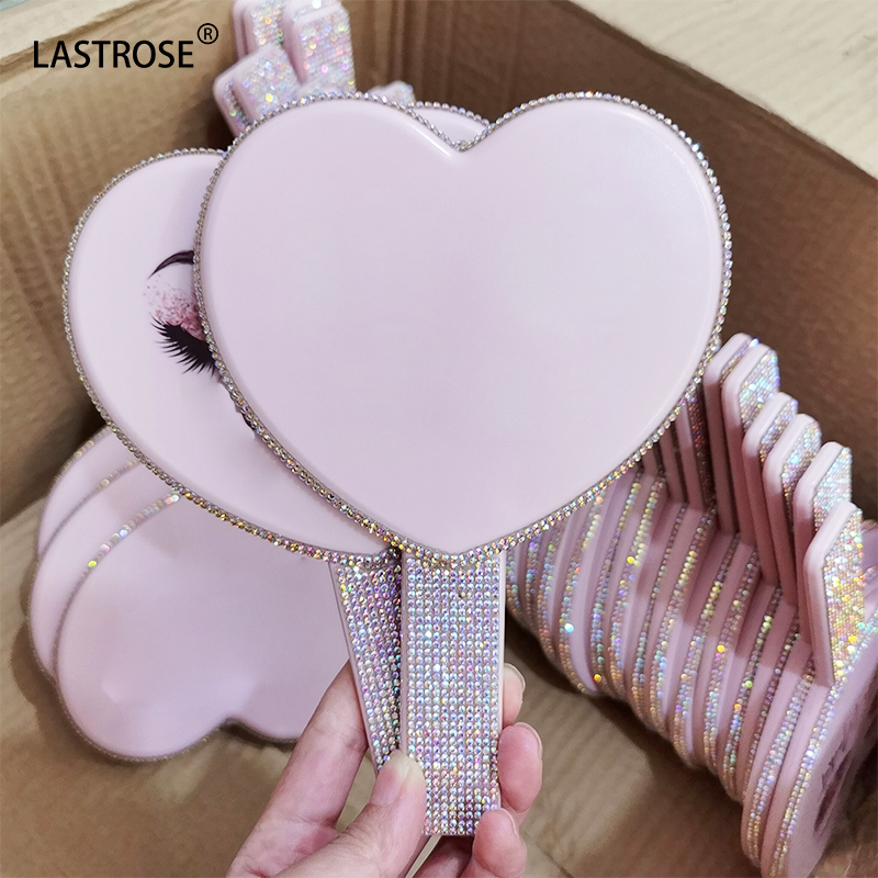 pink heart with diamond