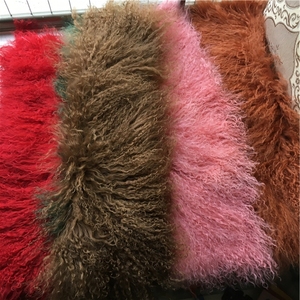 Tissu en fourrure de mouton mongol à <span class=keywords><strong>poils</strong></span> <span class=keywords><strong>longs</strong></span> et bouclés pour la sellerie automobile - Product Image 1