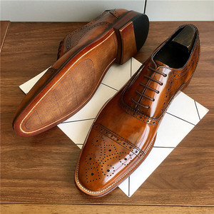 Chaussures Oxford en cuir pour hommes, à bout pointu, à trois attaches, élégantes, haut de gamme, brillantes, pour le bureau et les occasions formelles - Product Image 1