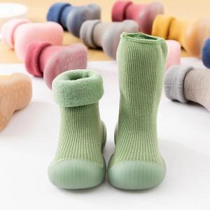 Chaussons Épaissis d'<span class=keywords><strong>Hiver</strong></span> à Semelle Souple pour Bébé, Chaussures de Marche Antidérapantes Couleur Unie et Chaudes - Product Image 3