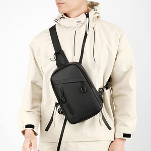 Men's Chest Bag Waterproof Lightweight Shoulder Bag For Outdoor Travel Casual Use Black Gray Blue Green Solid Color - Product Image 3