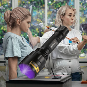 <span class=keywords><strong>Linterna</strong></span> LED UV Industrial Impermeable <span class=keywords><strong>Alonefire</strong></span> C8, 365nm Ultravioleta, Detector de Orina de Mascotas y Insectos, Recargable de Aluminio, IP65 - Product Image 3