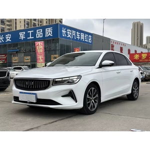 รถยนต์<span class=keywords><strong>มือ</strong></span><span class=keywords><strong>สอง</strong></span> Geely Emgrand ปี 2022/2023 เครื่องยนต์เบนซิน 1.5T/1.8T เกียร์ธรรมดา คุณภาพส่งออกจากจีน - Product Image 2