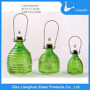 Piège à abeilles en <span class=keywords><strong>verre</strong></span> suspendu rond, nouveau design 2024, fabricant en gros, bouchon en liège, piège à guêpes en <span class=keywords><strong>verre</strong></span> suspendu - Product Image 4