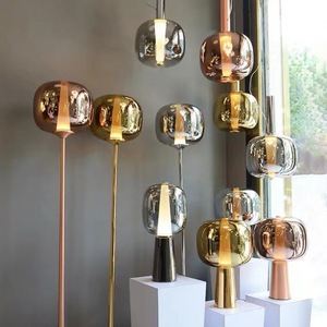 Lámpara de Cristal Nórdica Moderna Minimalista, Lámpara de Araña Creativa de Lujo para Sala de Estar, Dormitorio, Mesita de Noche, Diseño Personalizado - Product Image 1