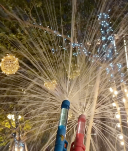 Pistolet à eau Sparkle Firework - Jouet à eau en forme d'éventail pour enfants et plaisir estival - Product Image 5