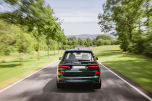 สำหรับ BMW X7 G67 อัพเกรดด้วยชุดแต่งคาร์บอนไฟเบอร์ ประกอบด้วยดิฟฟิวเซอร์กันชนหน้า สปอยเลอร์ และสเกิร์ตข้าง - Product Image 2