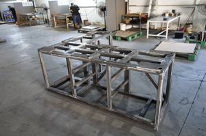 Endüstriyel raflar için sağlam tasarım ve ağır yük kapasitesi ile özel kaynaklı Metal boru çerçeve - Product Image 3