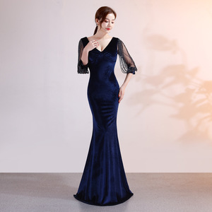 Vestido de Noche de <span class=keywords><strong>Terciopelo</strong></span> Dorado con Cadena de Cristales, Manga Larga, Cola de Pez, Sexy, para Mujer, Invierno - Product Image 1