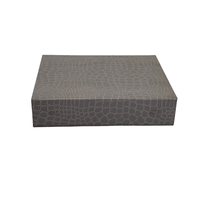 Boîte d'emballage pliable en carton rigide de luxe de 2 mm, fermeture magnétique élégante, doublure en velours, matériaux recyclés