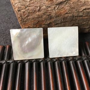 พลอย DS พลอยหินเปลือกหอยสีขาวตัดทรงสี่เหลี่ยม - Product Image 2