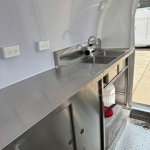 Nuovo Rimorchio Compatto Nero per Alimenti con Telaio in Acciaio Inossidabile, 2 Ruote, Resistente alla Ruggine, per Fast Food/Gelati/Concessioni, 1 Anno di Garanzia - Product Image 3