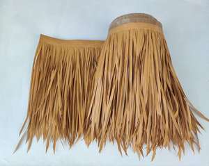 Robuste HDPE-Kunststoff-dekorative Strand-Tiki-Dach-Strohhalm rollen Hitze beständige synthetische Stroh für Hotel anwendungen - Product Image 2