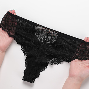 Le <span class=keywords><strong>donne</strong></span> svuotano le mutandine della biancheria intima <span class=keywords><strong>delle</strong></span> <span class=keywords><strong>donne</strong></span> accessorio del cuore a vita bassa Sexy in pizzo <span class=keywords><strong>segreto</strong></span> perizoma breve senza cuciture mutandina - Product Image 4