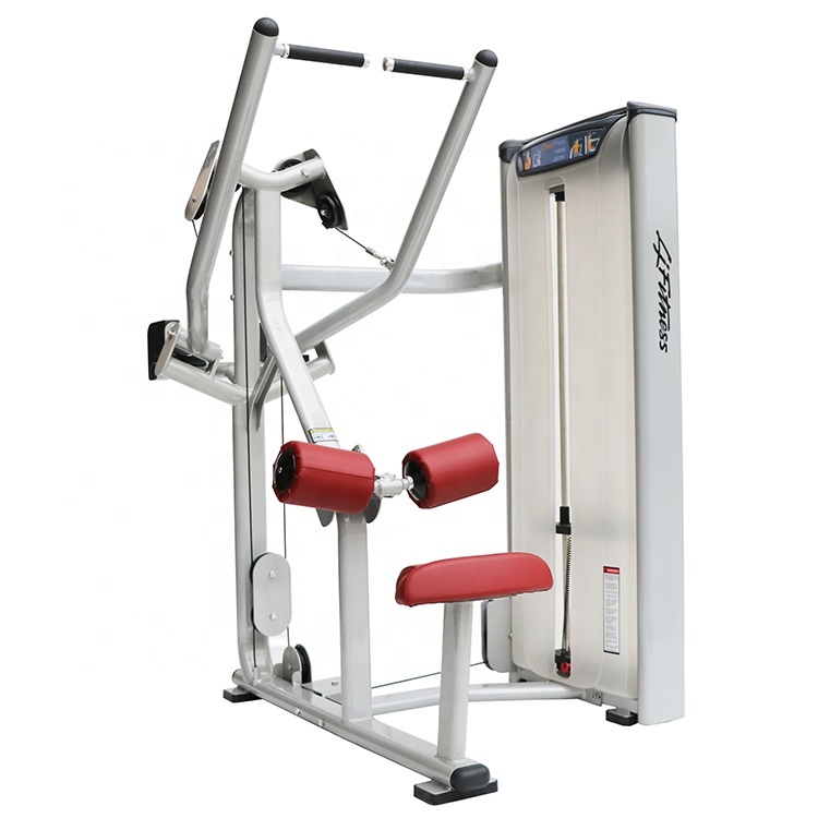 Lat pulldown integración core escuela de entrenamiento de equipos de gimnasia