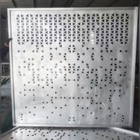 Panneaux de clôture en aluminium découpés au laser, écologiques, faible entretien, installation facile, motif personnalisé, couleur décorative.