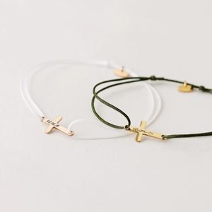 Pulsera de cuerda de nailon OEM con dije en blanco <span class=keywords><strong>para</strong></span> grabar logotipo, texto, fecha, joyería religiosa de acero inoxidable con cruz de confirmación <span class=keywords><strong>para</strong></span> niñas - Product Image 1