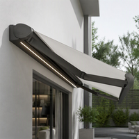 Auvent de terrasse motorisé télescopique tendance avec capteur de pluie et système de fermeture automatique pour espace lounge de toit de bureau