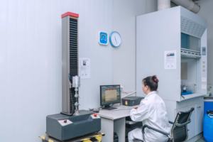 Tùy chỉnh kích thước 122*1.0*0.25 ngành công nghiệp PE <span class=keywords><strong>separator</strong></span> cho pin áp dụng cho chì-axit Pin PE <span class=keywords><strong>separator</strong></span> - Product Image 6