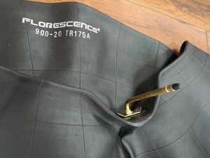 Groothandel Band Binnenband 9.00r20 Butyl Rubber Binnenband Voor Vrachtwagen Band 900-20 9.00r20 Luchtkamer Tr78a Tr175a Klep - Product Image 2