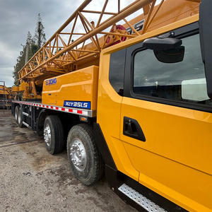 Grúa Móvil Usada de Primera Calidad Montada en Camión |   Elevador Autoerectable de 35/50 Toneladas para Manejo de Carga Portuaria y Reubicación de Fábricas - Product Image 4