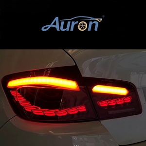 Feux arrière LED AURON pour Série 5 F10 F18 2011-2017, lentille transparente, 12V, mise à niveau retrofit, nouveau clignotant de conduite - Product Image 4