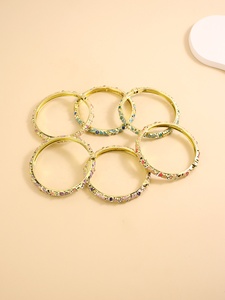 Factory Wholesale Fashionable Ancient Blue White Women's Enamel Bangle Zinc Alloy Flower Design Christian Style Diamond Accents - Product Image 3