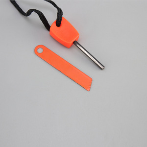 Pedernal para exteriores y acero Mini pedernal pequeño y Palo de fuego de acero Palo de fuego Pedernal multifuncional para exteriores y acero - Product Image 4