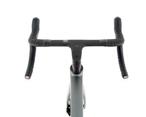 Bicicleta de Carretera de Fibra de Carbono Aero 700C, 24 Velocidades, Frenos de Disco Hidráulicos, Manillar Integrado, Eje Pasante, 9.3kg - Product Image 4