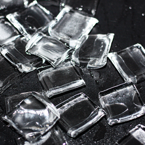 <span class=keywords><strong>Clear</strong></span> Gourmet <span class=keywords><strong>Ice</strong></span> Cube <span class=keywords><strong>Maker</strong></span> Crystal transparente Spray <span class=keywords><strong>Ice</strong></span> <span class=keywords><strong>Machine</strong></span> Fabricantes de hielo comerciales para Bebidas frías - Product Image 6